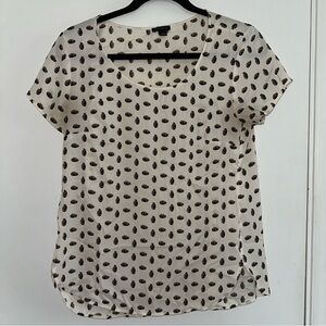 Ann Taylor pineapple print short sleeve blouse small